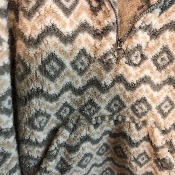 Sherpa sweater - Picture 4 of 4